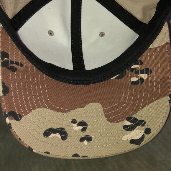 Desert Camo SnapBack - Picture 5 of 7